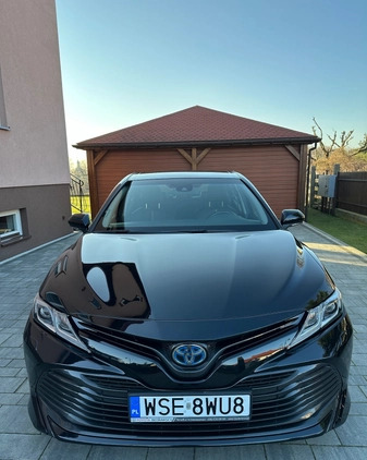 Toyota Camry cena 109900 przebieg: 85000, rok produkcji 2019 z Sierpc małe 191